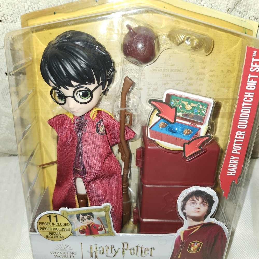 Harry Potter Quidditch Doll Set - Red